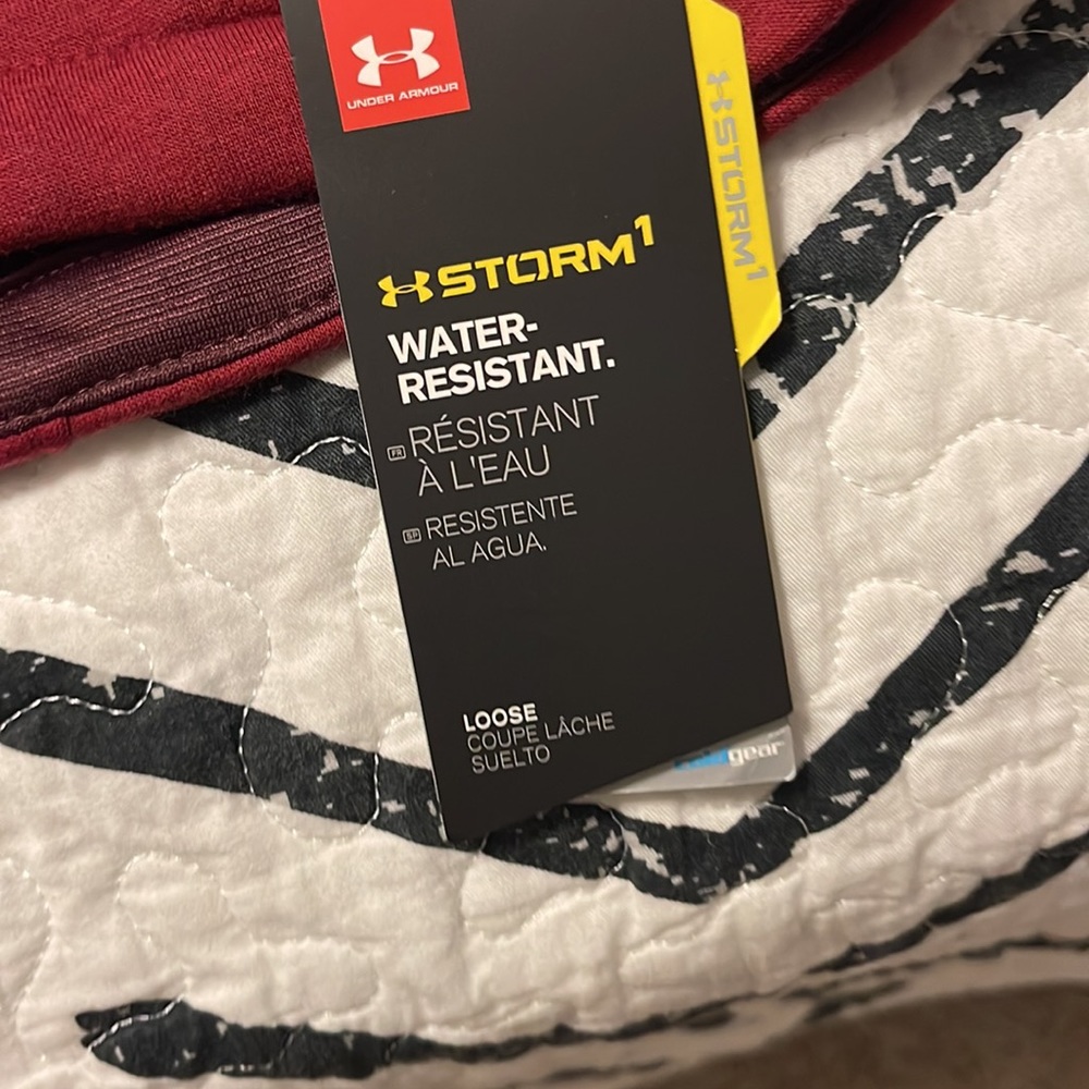 Full Zip Under Armor Red Jacket. - image 2